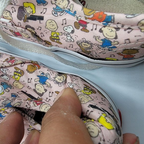 Vans Baby 721356 Pink Canvas Peanuts Gang Lace Up - Picture 8 of 11